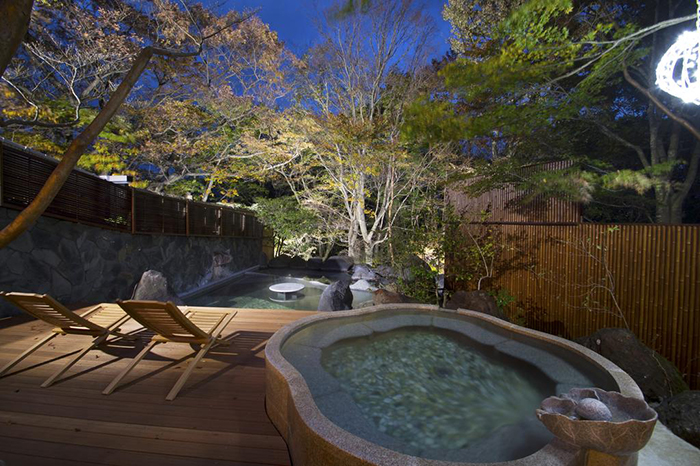 露天温泉小院设计：自然与艺术的完美交融